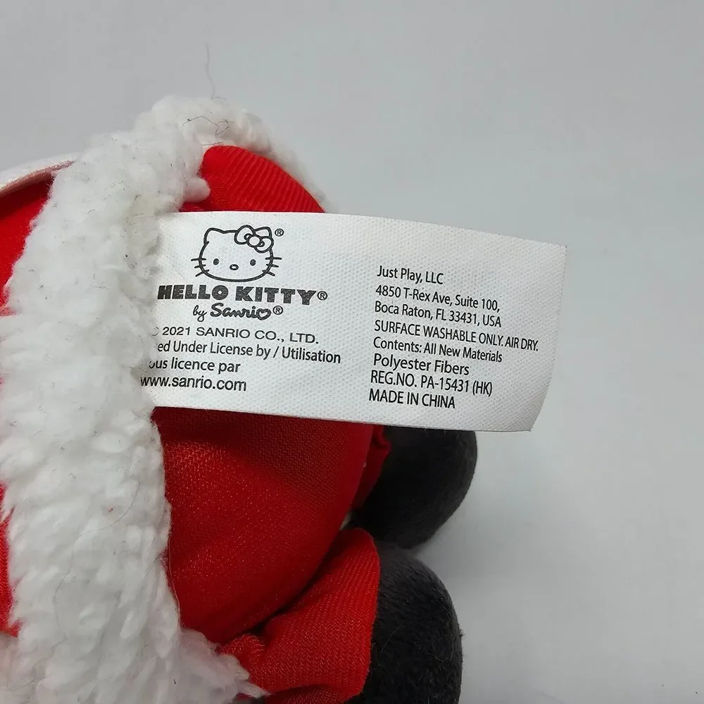 Sanrio‎ Hello Kitty Christmas Santa Outfit Letter 9